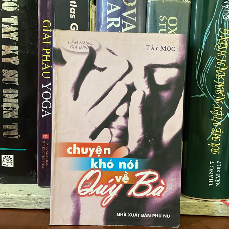 II Phụ Nữ: Chuyện Khó Nói Về Quý Bà - Tây Mộc - 2001 553041