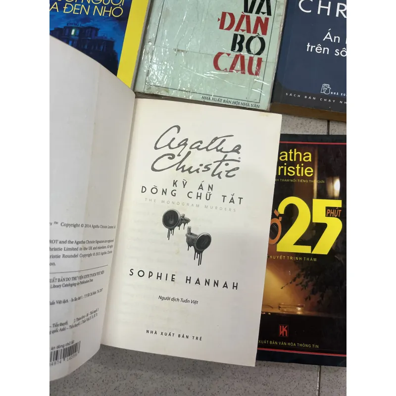 COMBO 8 CUỐN AGATHA CHRISTIE 708961
