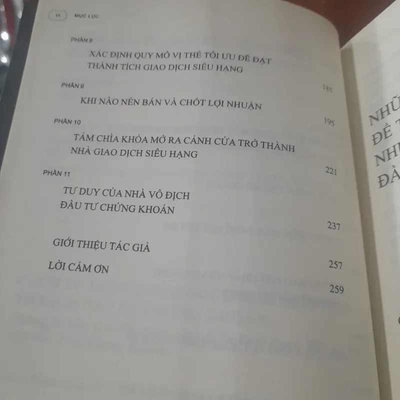 Mark Minervini - CÁCH TƯ DUY VÀ GIAO DỊCH NHƯ MỘT NHÀ VÔ ĐỊCH ĐẦU TƯ CHỨNG KHOÁN 709152