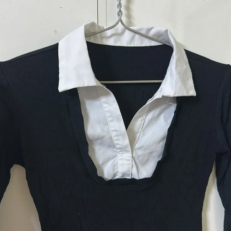 Áo thun tăm croptop phối cổ sơ mi 971002