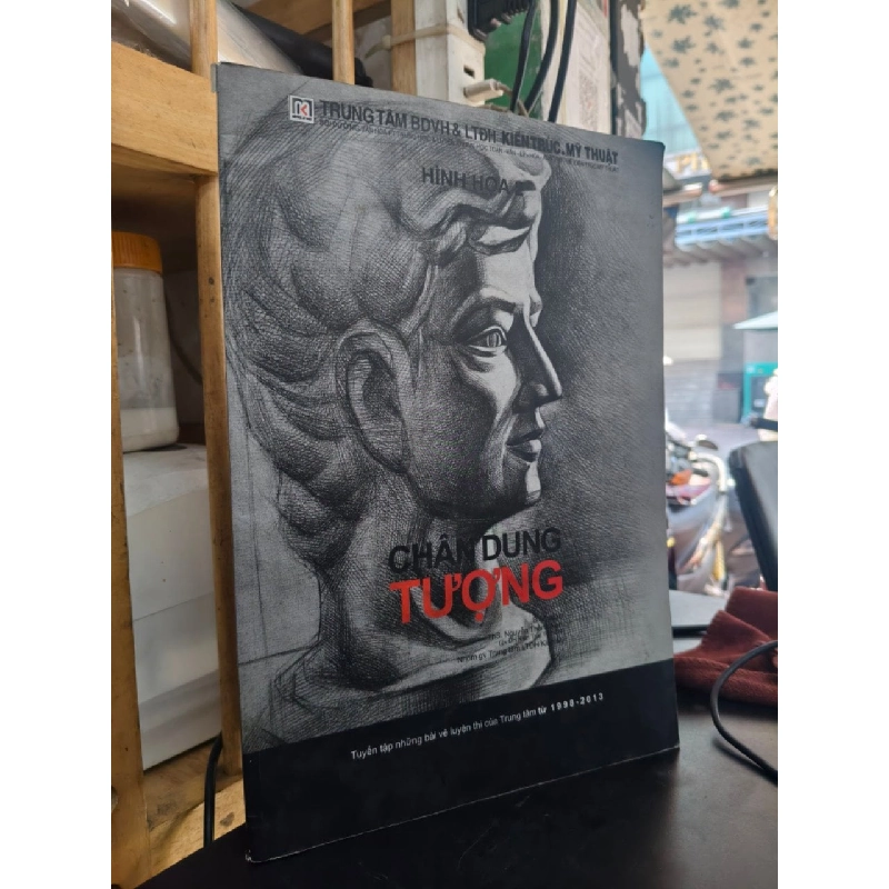 Hình hoạ chân dung tượng - Nguyễn Thành Nam biên soạn 752065