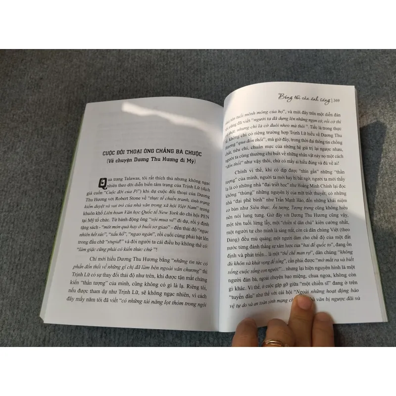 BÓNG TỐI CỦA ÁNH SÁNG - ĐÔNG LA NGUYỄN HUY HÙNG 727192