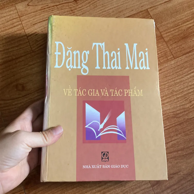 Đặng Thai Mai về tác gia tác phẩm 1042330