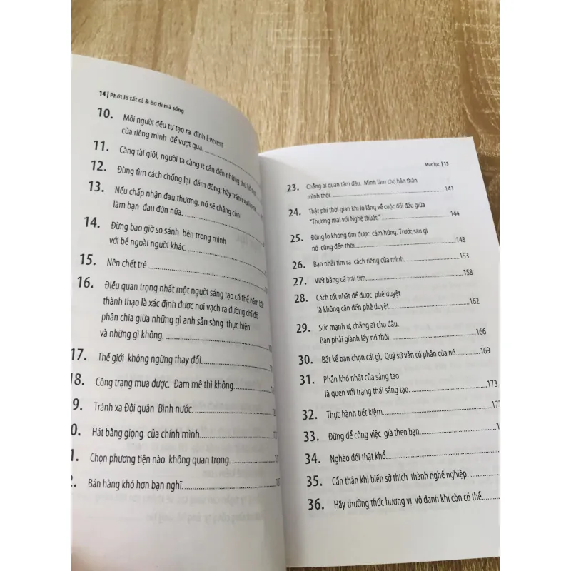 PHỚT LỜ TẤT CẢ & BƠ ĐI MÀ SỐNG 1020308