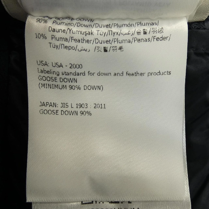 Moncler MONCLER 10938496900 Áo khoác lông 631318