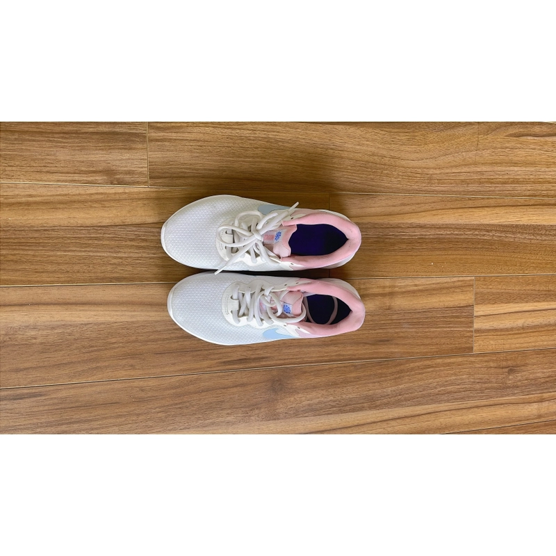 Giày Nike nữ pick store tại Nhật used nhưng khá mới và tốt 478822