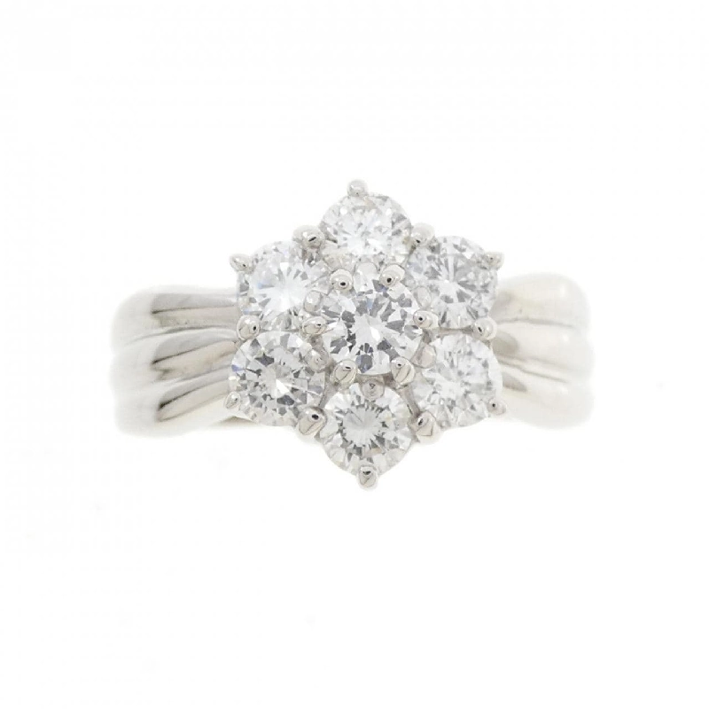 Nhẫn kim cương hoa PT900 1.00CT 670251