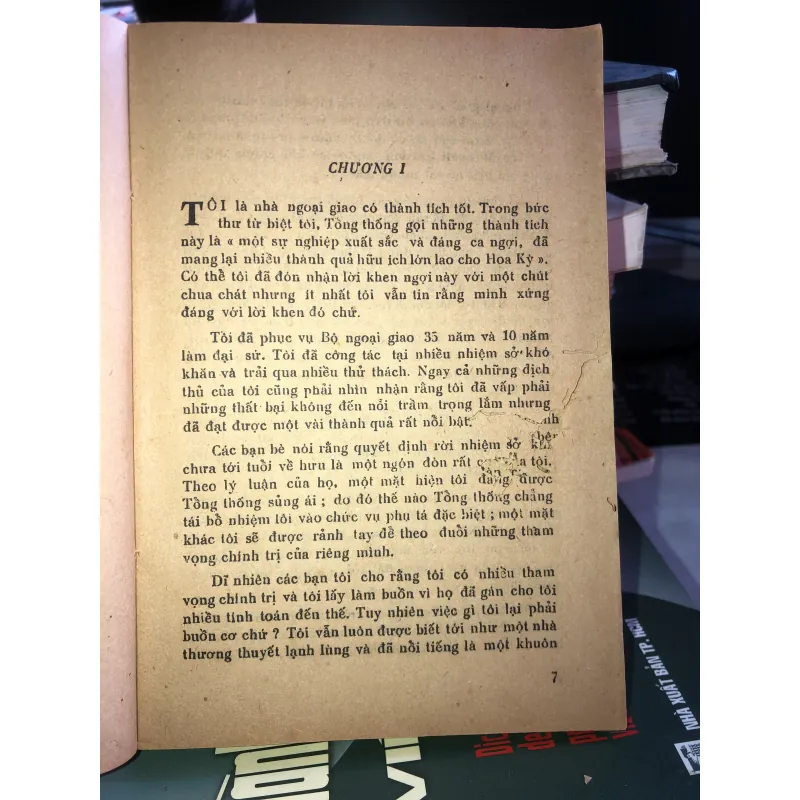 Ông đại sứ - Morris L. West 1029336