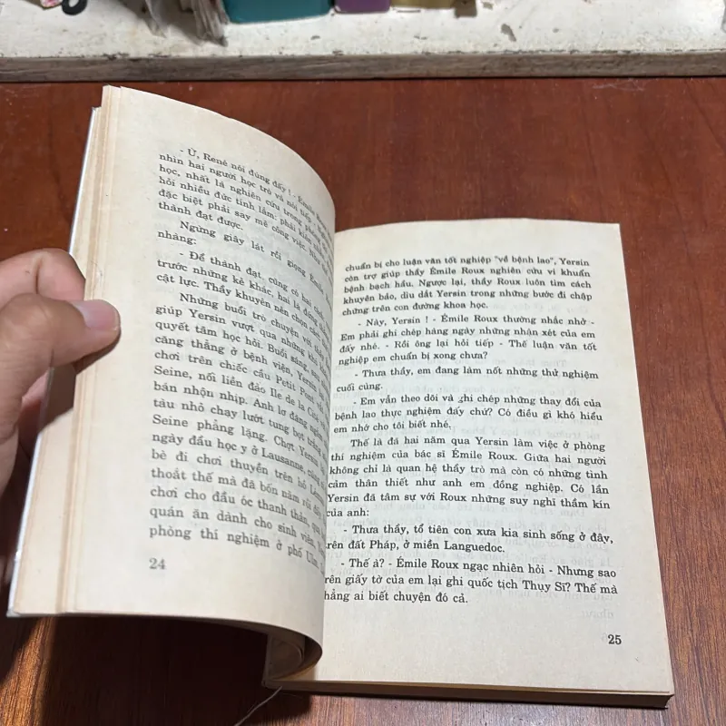 II Tủ Sách Doanh Nhân: Yersin, Quê Hương Phía Mặt Trời - Trần Phương Hạnh - 1996 1012788