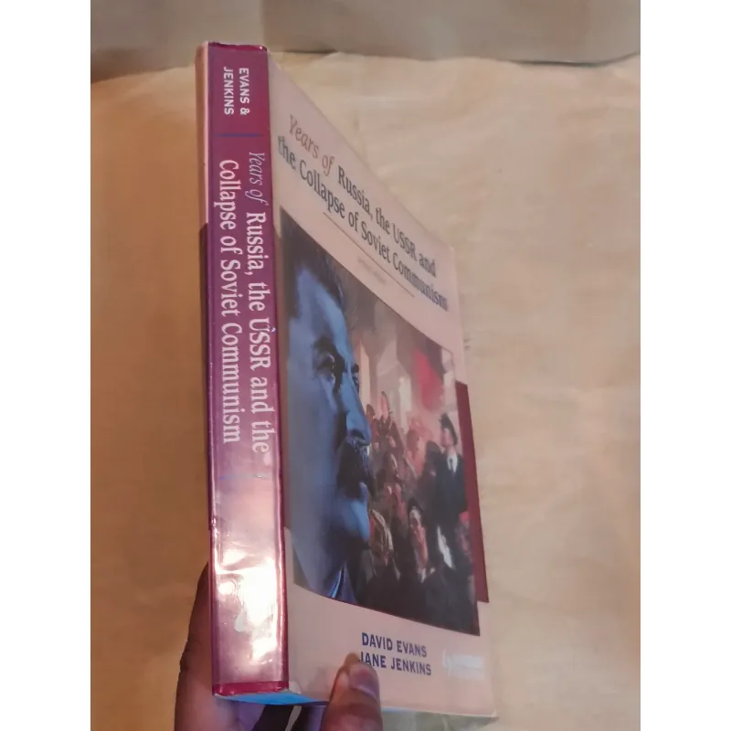 Years of Russia: The USSR and the Collapse of Soviet Communism 1027335