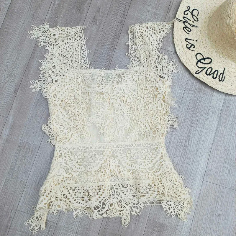 Áo Ren Trắng Kem Siêu Xinh - size S 1005508