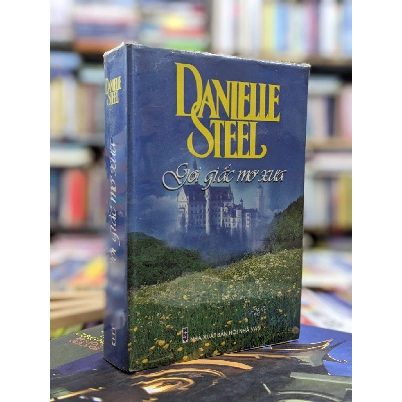 Gợi giấc mơ xưa - Danielle Steel 122648