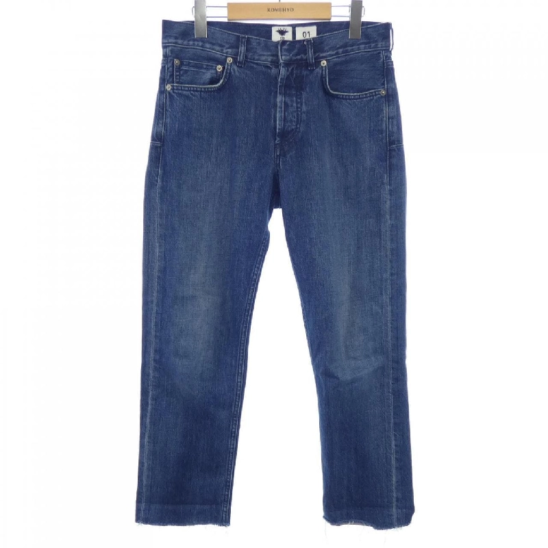 Quần jeans bạn trai CHRISTIAN DIOR 30 MONTAIGNE 912P01A3319 648356