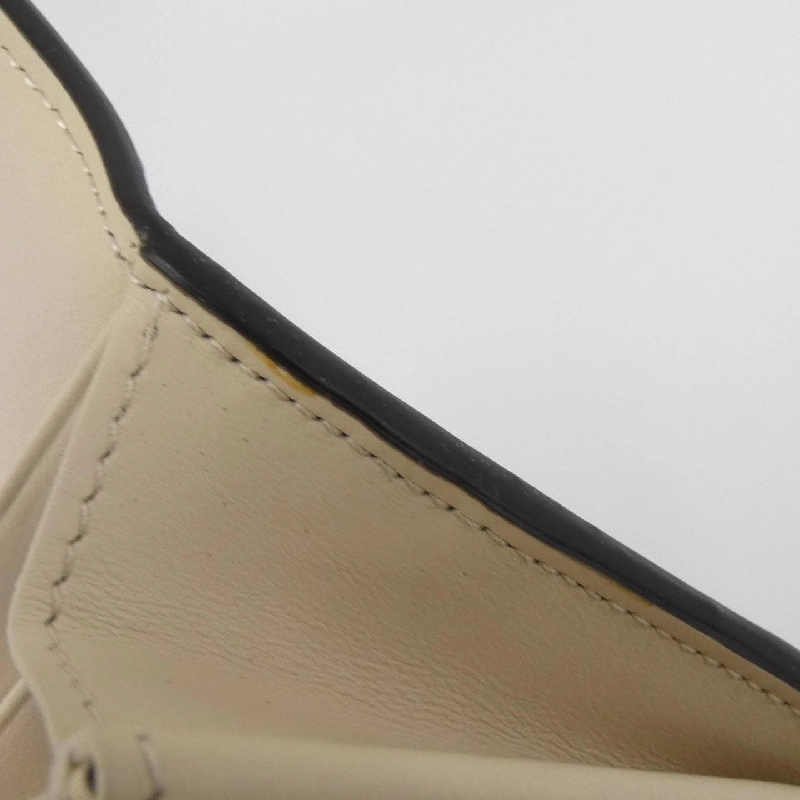 Ví Fendi Peekaboo 8M0427 A91B 623759