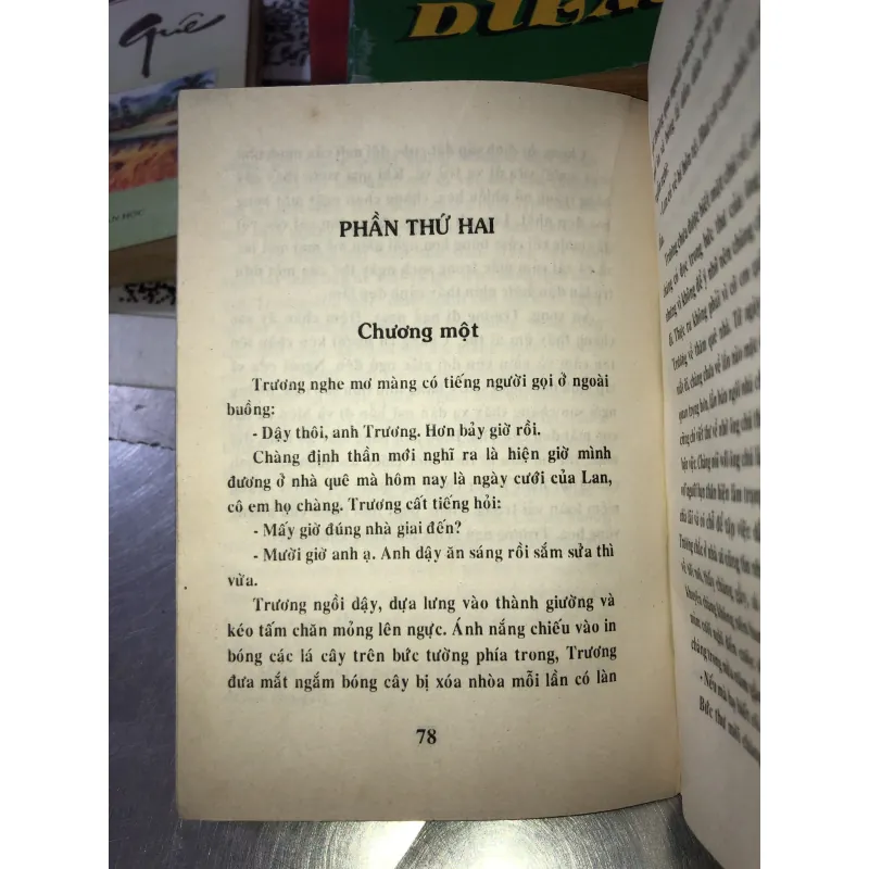 Bướm trắng - Nhất Linh  1001146