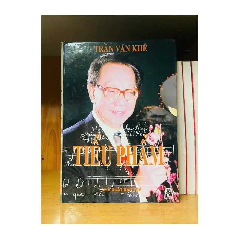 Tiểu phẩm Trần Văn Khê Sách văn học VAVO3101 987942