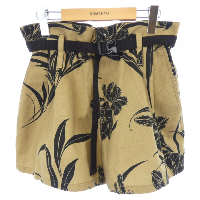 MONCLER K10932B00015 598NE Quần short - Hàng hiệu Chính hãng 813739