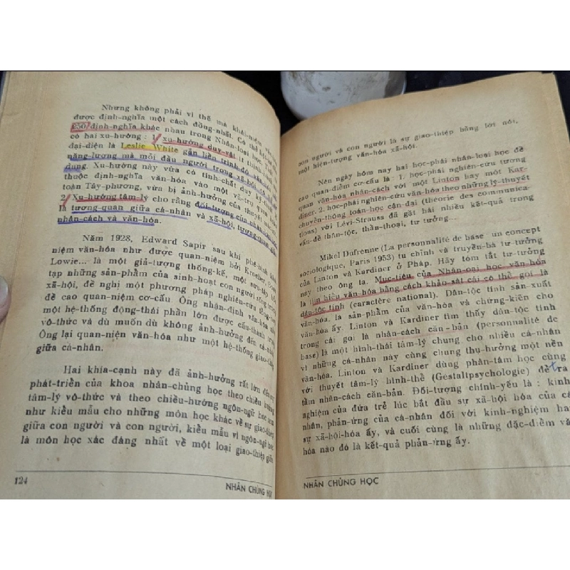 Nhân chủng học lược khảo thân tộc học - Bửu Lịch 127817