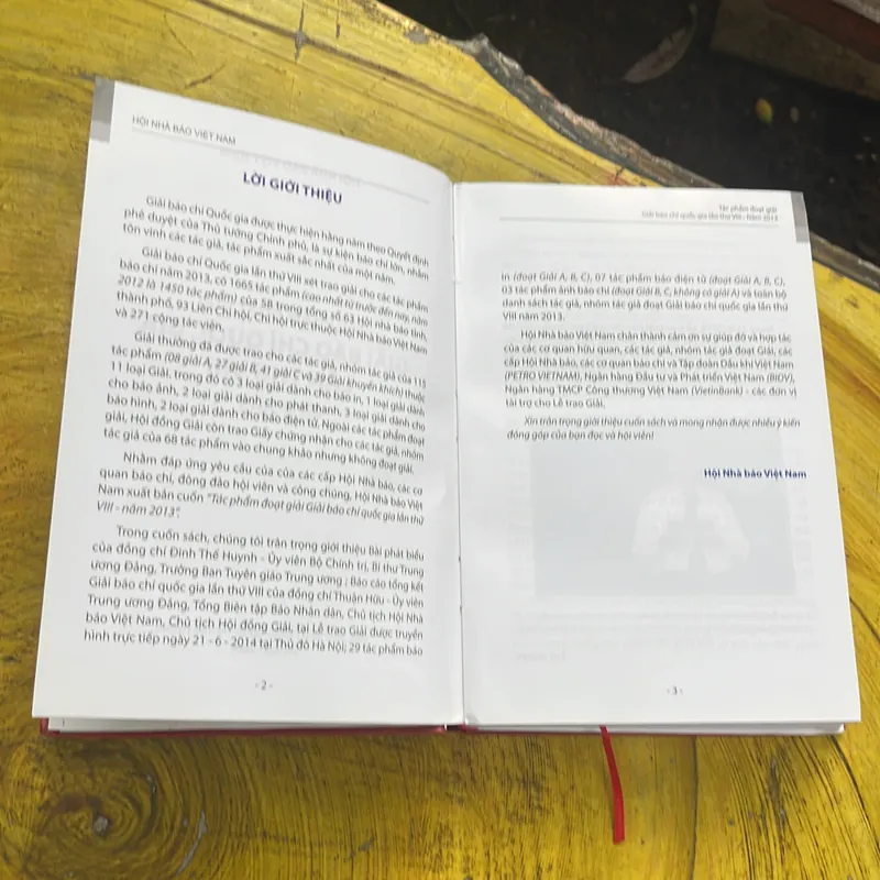 COMBO TÁC PHẨM ĐOẠT GIẢI GIẢI BÁO CHÍ QUỐC GIA LẦN THỨ VIII NĂM 2013 & TÁC PHẨM BCCL 2012 738061