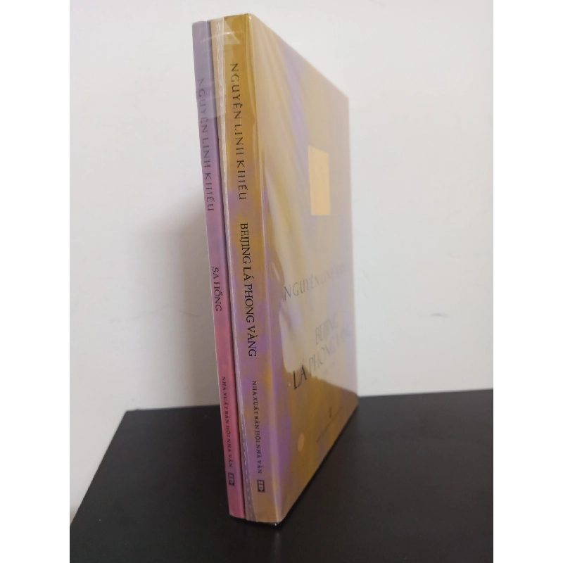 Bộ 2 Cuốn Sa Hồng + Beijing Lá Phong Vàng - Nguyễn Linh Khiếu New 100% HCM.ASB2112 912566