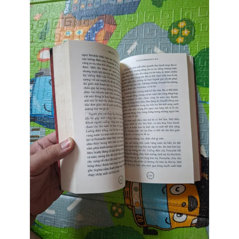 Nhà Giả Kim (The Alchemyst) 1006240