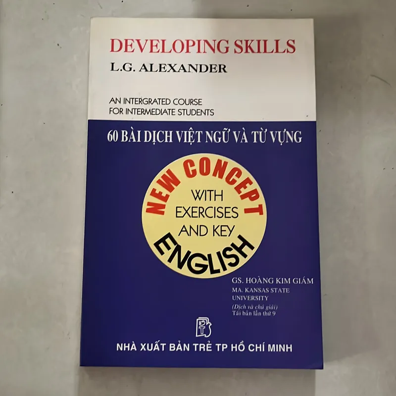An intergrated course - L.G. Alexander (3 cuốn) 558131