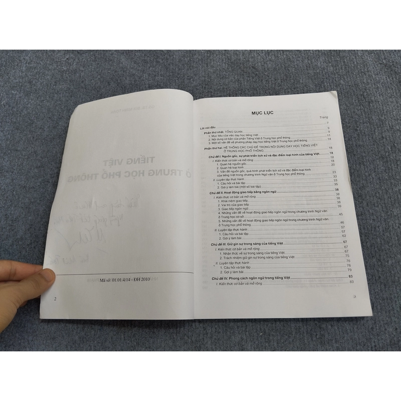 TIẾNG VIỆT Ở TRUNG HỌC PHỔ THÔNG 549881