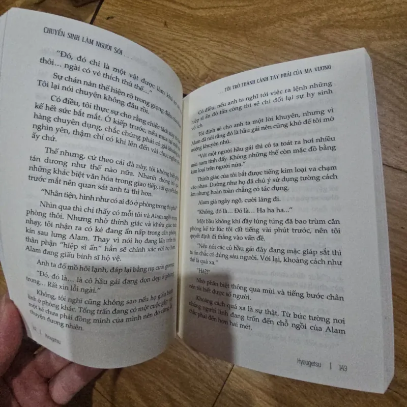 Chuyển sinh làm người sói tôi trở thành cánh tay phải của ma vương tập 2 746352