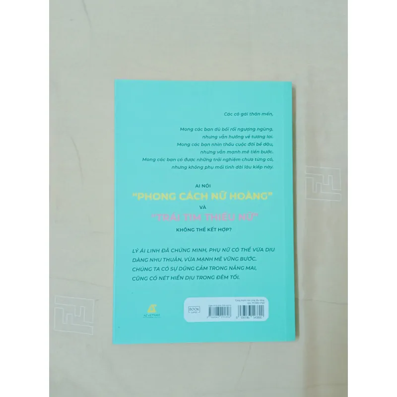 Càng mạnh mẽ càng dịu dàng Lý Ái Linh 561769