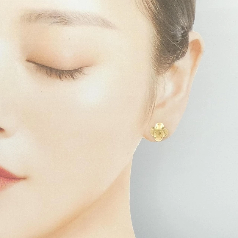 Bông tai Van Cleef & Arpels Alhambra - Hàng hiệu Chính hãng 843658