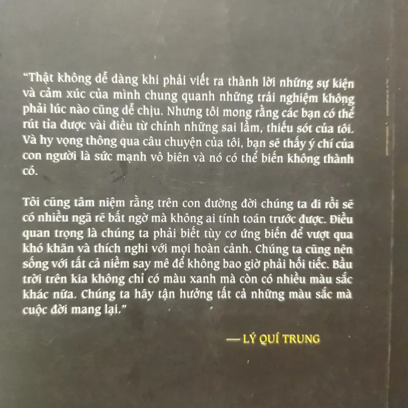 Tự truyện Lý Quý Trung - BẦU TRỜI KHÔNG CHỈ CÓ MÀU XANH 751727