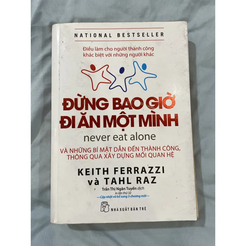 Đừng bao giờ đi ăn một mình 1023618