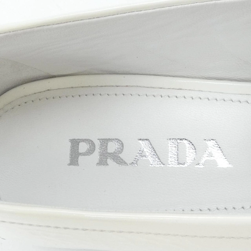Giày PRADA logo tam giác 1D583M 660475