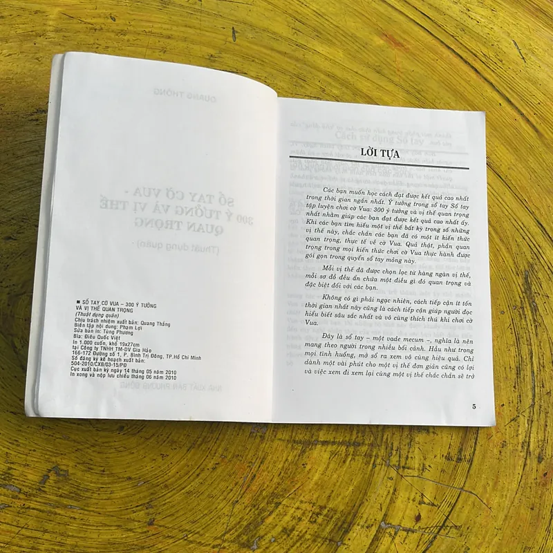 SỔ TAY CỜ VUA 300 Ý TƯỞNG VÀ VỊ THẾ QUAN TRỌNG- QUANG THÔNG 686809