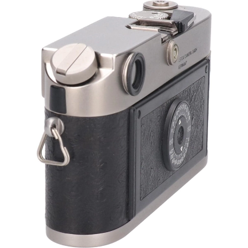 M6 Titan - Hàng hiệu Authentic 879682