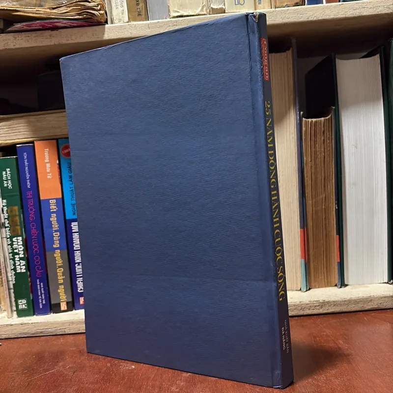 [Bìa Cứng, Khổ Lớn, In Màu] - II Kỷ Yếu: 25 Năm Đồng Hành Cuộc Sống - 2012 798038