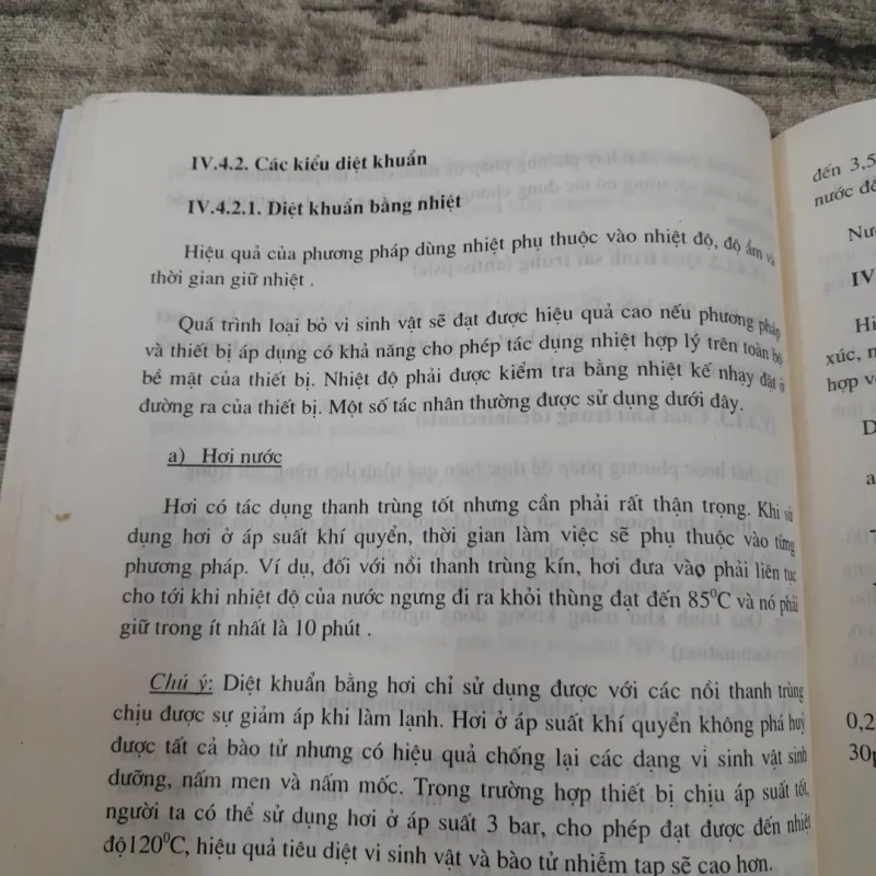 NƯỚC VÀ HỆ THỐNG TẨY RỬA KHỬ TRÙNG (CIP) NM. thực phẩm. CB. Phó GS Tiến sỹ Ng. T. Hiền 605077