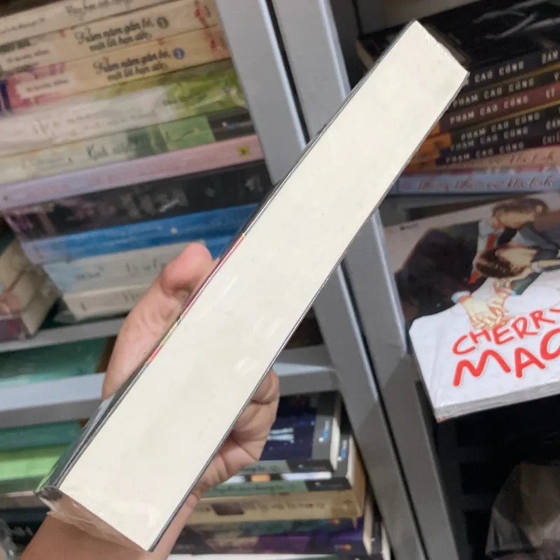 Lời nguyền của hoàng đế - Hô Diên Vân 968735