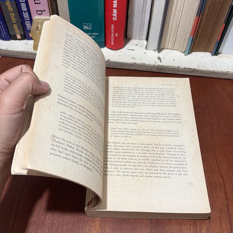 II English Books: The Spirit Catches You And You Fall Down - ANNE FADIMAN 724297