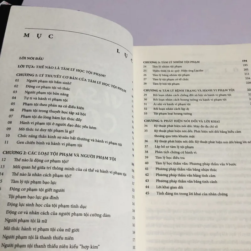 VÌ SAO CON NGƯỜI PHẠM TỘI - phân tích tâm lý học tội phạm  726442