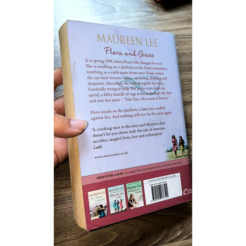 Maureen Lee - FLORA AND GRACE (preloved book) 726595