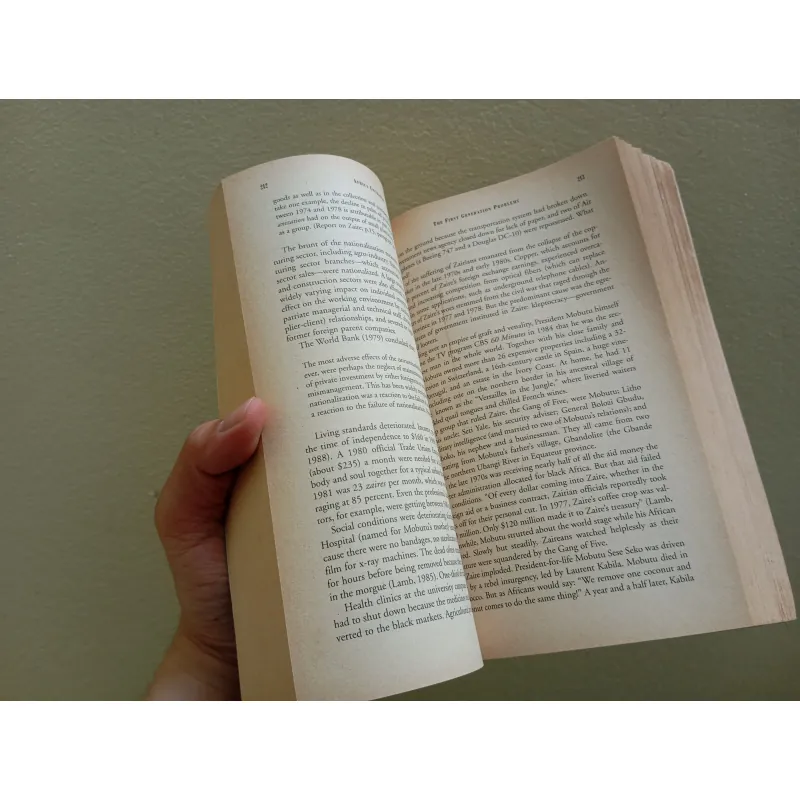 Africa unchained, english book, sách tiếng Anh  994726