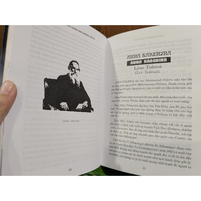 NHỮNG TÁC PHẨM LỚN TRONG VĂN CHƯƠNG THẾ GIỚI - VŨ DZŨNG biên soạn 121303