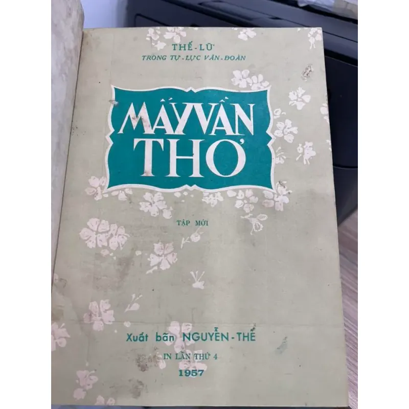 MẤY VẦN THƠ CỦA THẾ LỮ VÀ THƠ BÀNG BÁ LÂN - 1957 1008140
