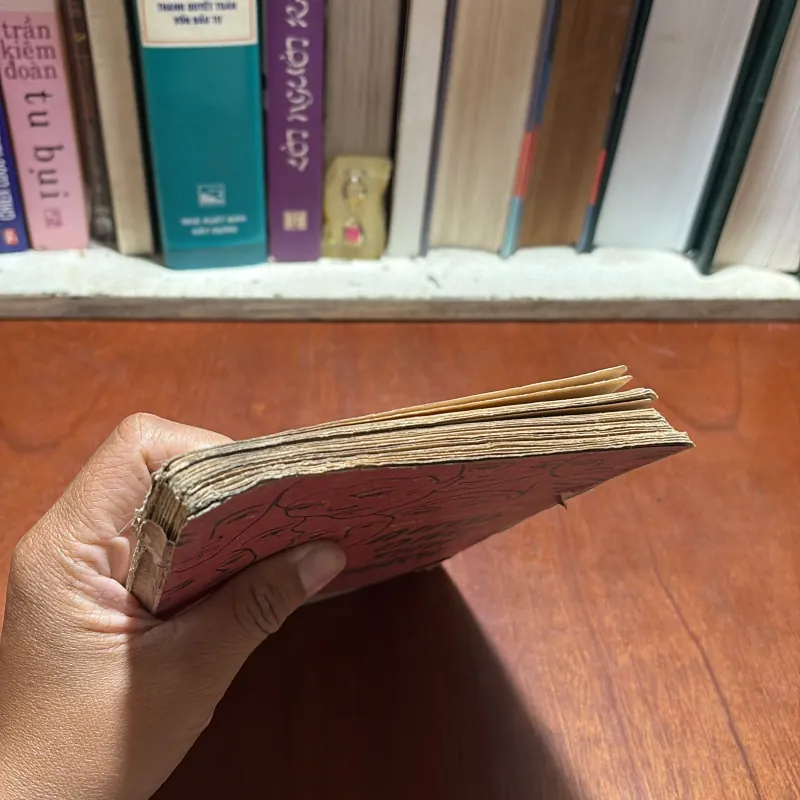 [Sách 8x] - II Sưu Tầm: Buổi Đầu Thử Thách - Đào Phương - 1983 934722