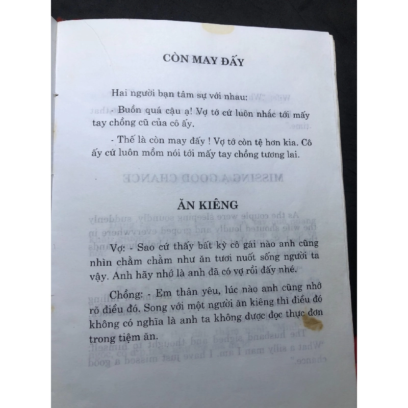 Nụ cười Anh Việt 2004 mới 75% ố bẩn bụng sách bìa cứng Hương Thuỷ và Anh Đào HPB2606 HỌC NGOẠI NGỮ 915840