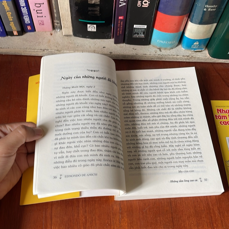 II Tựa sách: Những Tấm Lòng Cao Cả - EDMONDO DE AMICIS - 2019 542426