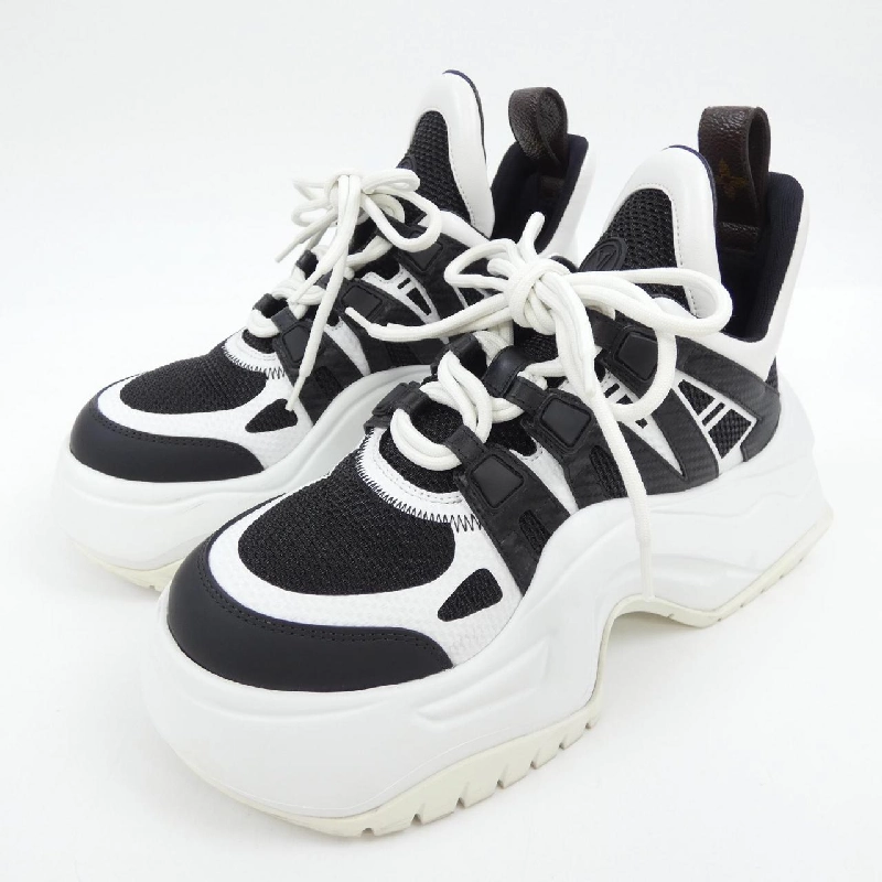 Giày sneaker LV Arclight 2.0 phiên bản giới hạn Nhật Bản của Louis Vuitton 660213