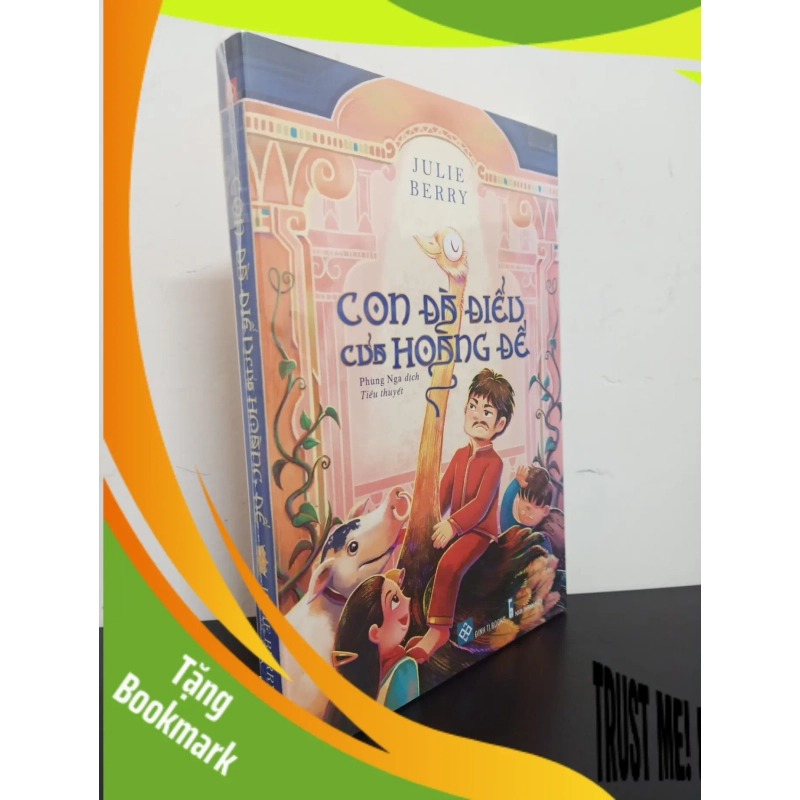 (TẶNG BOOKMARK) Con Đà Điểu Của Hoàng Đế - Julie Berry New 100% RBK.ASB2802 941887