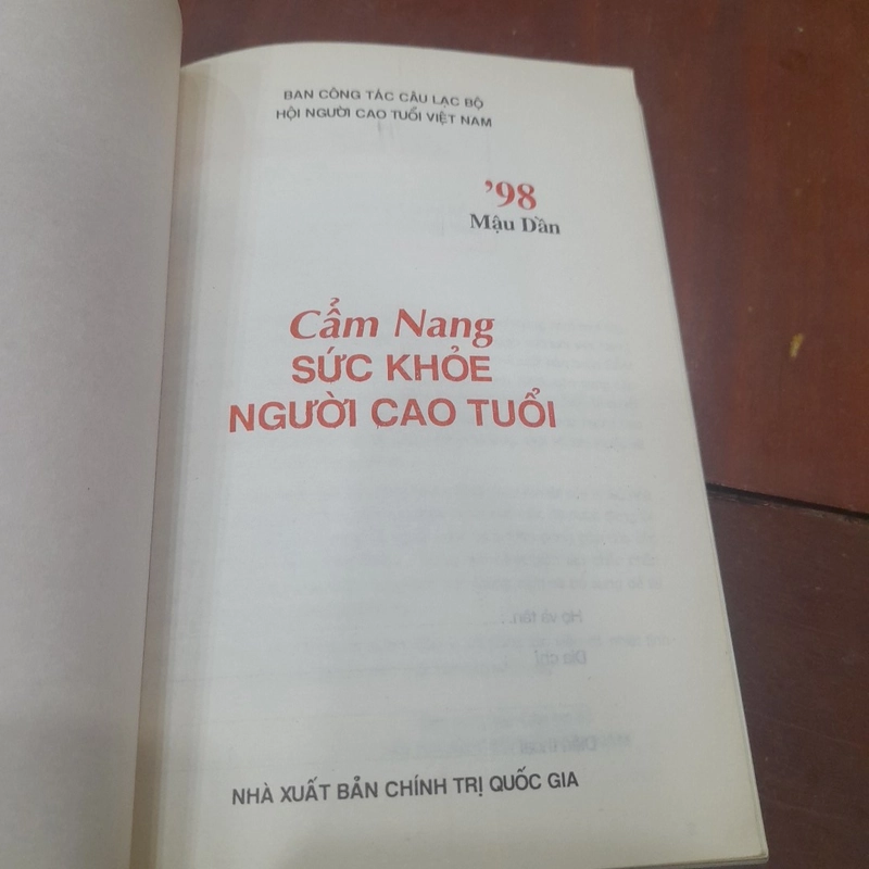 Cẩm nang SỨC KHỎE NGƯỜI CAO TUỔI 531060
